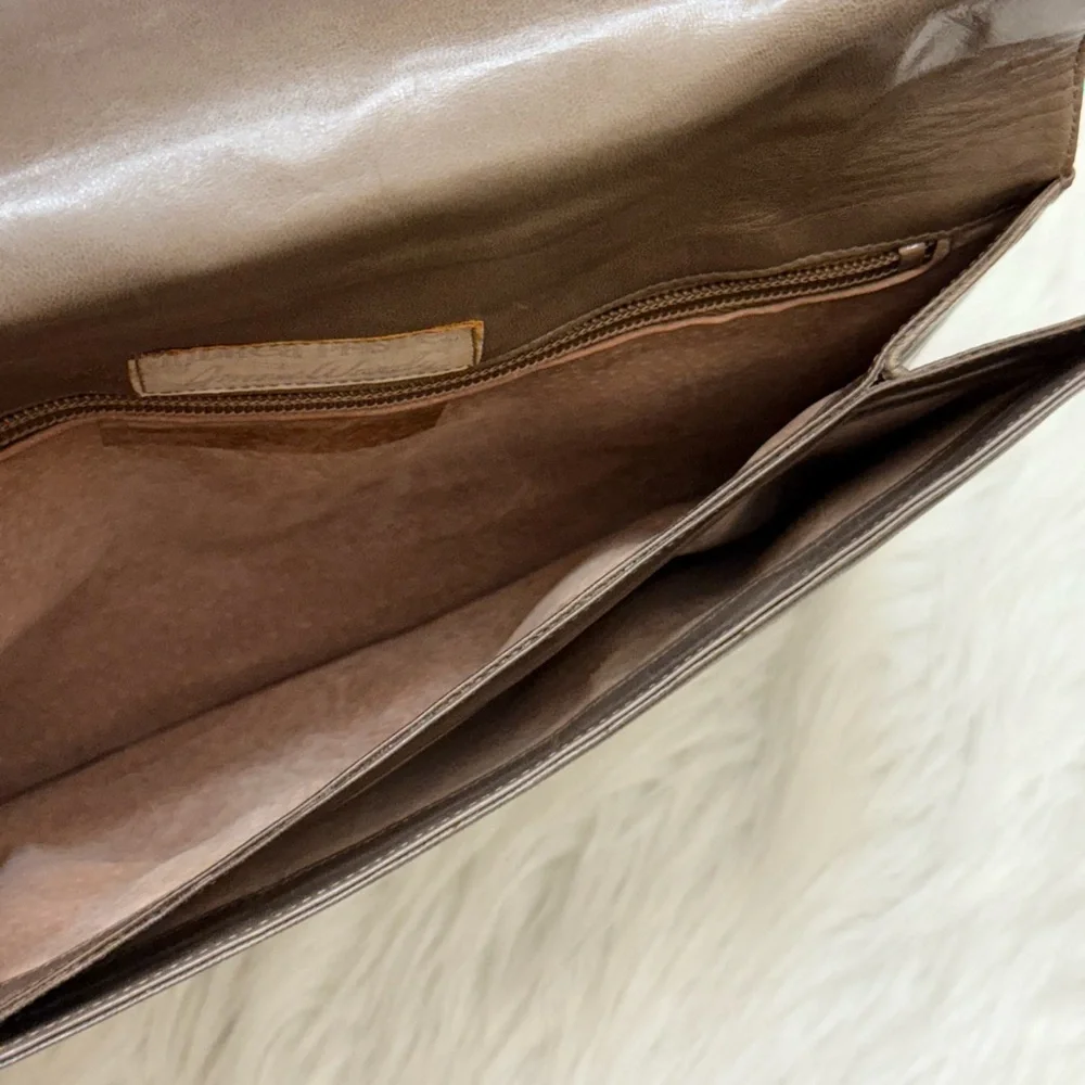 ANDREA PFISTER FOR AMEN WARDY - GREY BROWN TAN SNAKE EMBOSSED LEATHER CLUTCH BAG - Picture 7 of 13